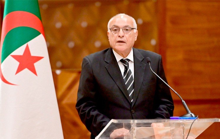 صحفي جزائري لعطاف: المغرب حصد الغلة في نزاع الصحراء.. وأنت تبكي وتندب