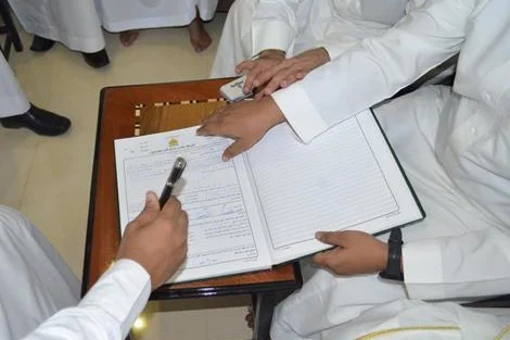 مشروع قانون جديد ينظم مهنة العدول ويُلزم المهنيين فوق 70 سنة بتقديم شهادة طبية سنوية