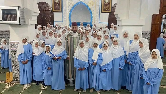 احتقان كبير بمدشر الشرفات بعد توقيف فقيه مسجد طارق بن زياد… والسكان يطالبون بالتدخل العاجل