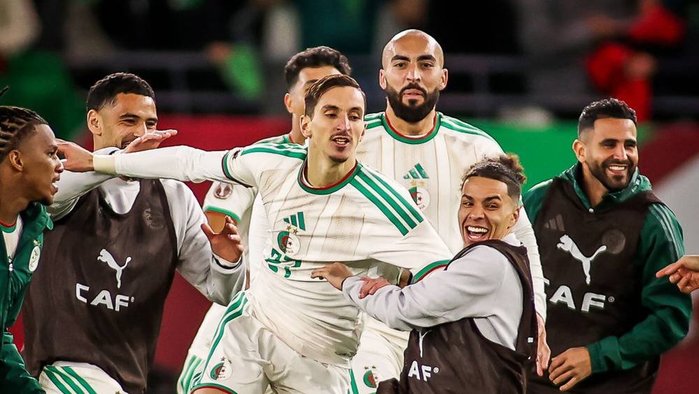 الجزائر تحسم بطاقة العبور إلى ربع النهائي بهدف قاتل أمام الكونغو الديمقراطية