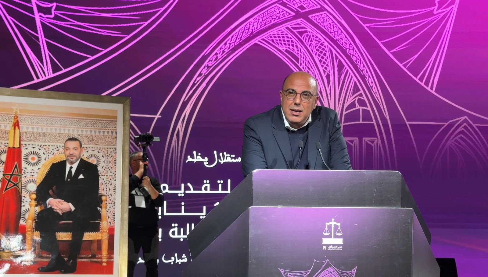 ولد الرشيد من العيون: تجديد العهد مع الوطن والملك لتعزيز المسار التنموي للمغرب